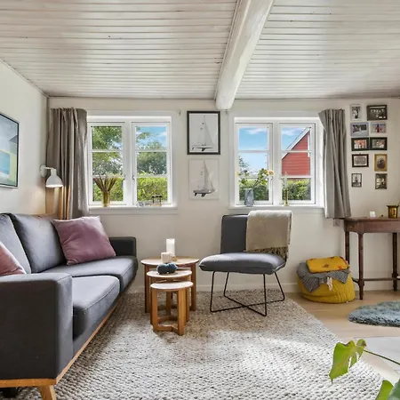 Holiday home Lovely In With Wifi *